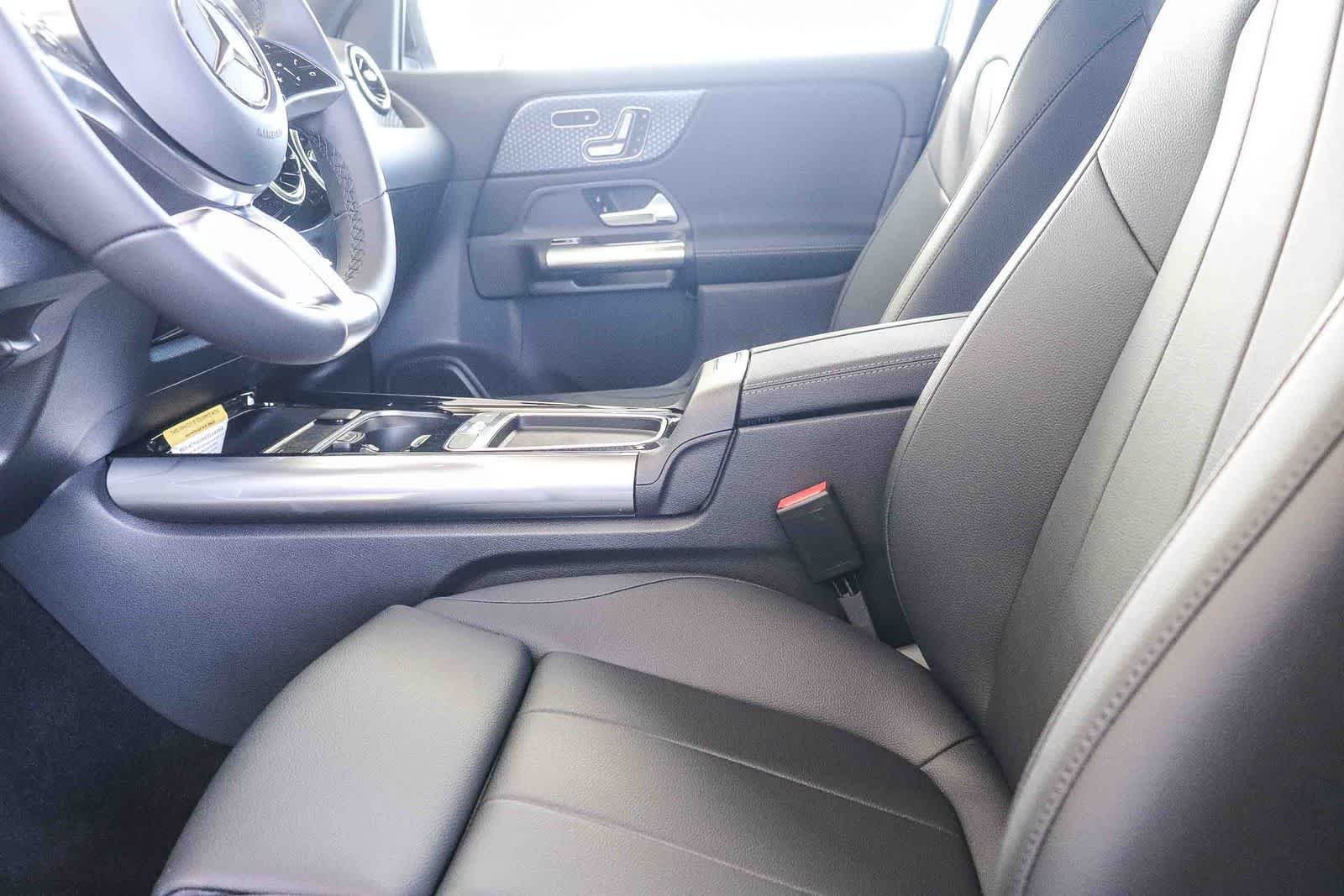 New 2026 Cirrus Silver Metallic Mercedes-Benz GLA 250 image 19