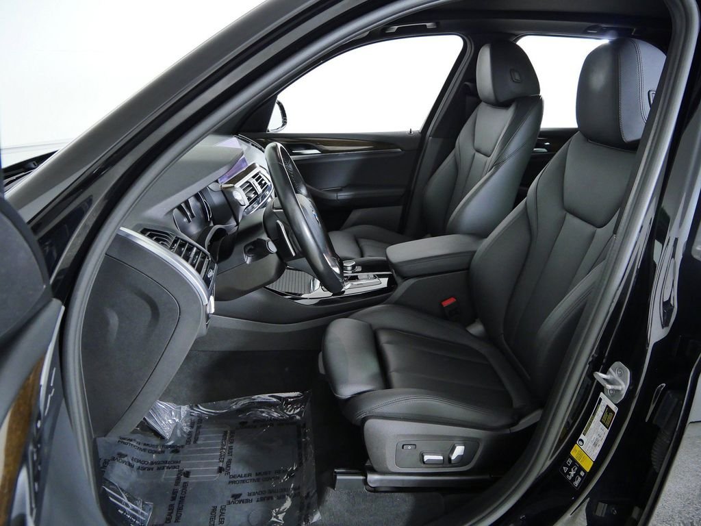 Used 2021 Jet Black BMW xDrive30i image 32