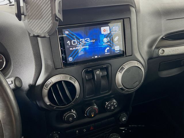 2016 Jeep Wrangler Sport S - Photo 16