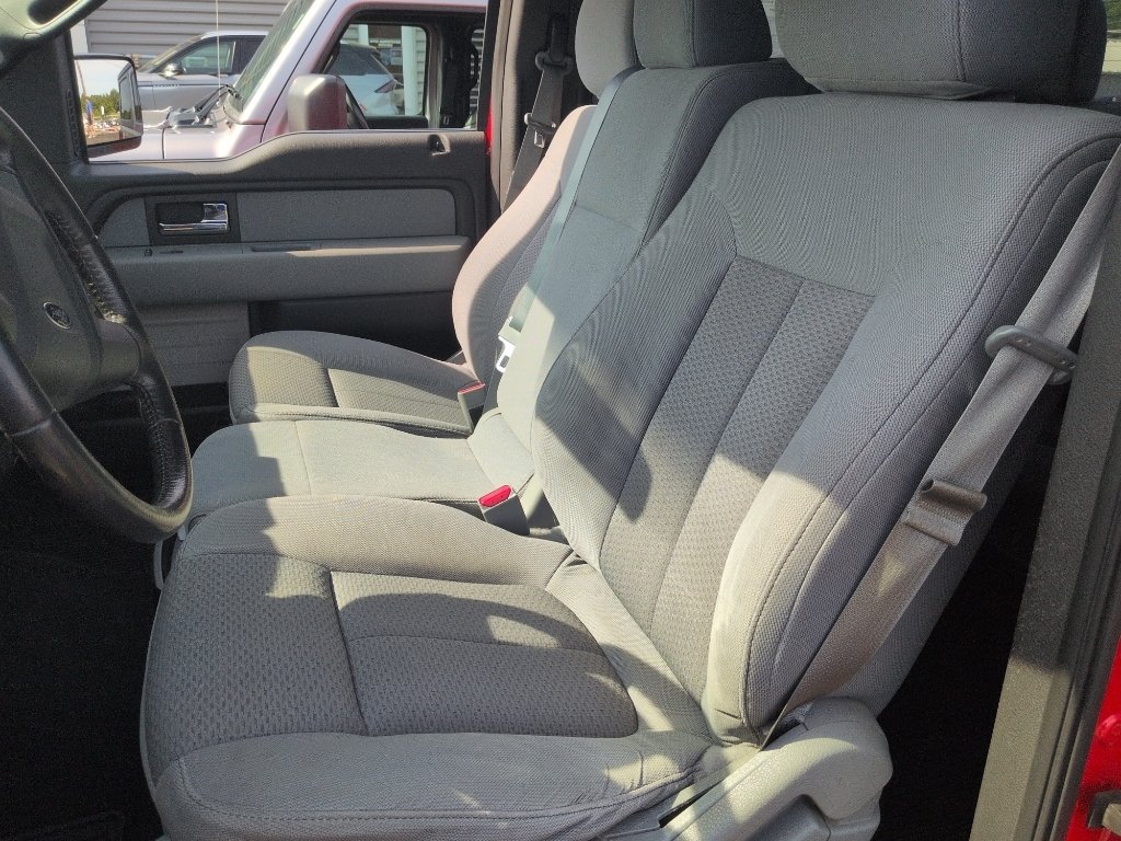 Used 2014 RACE RED Ford XLT image 12