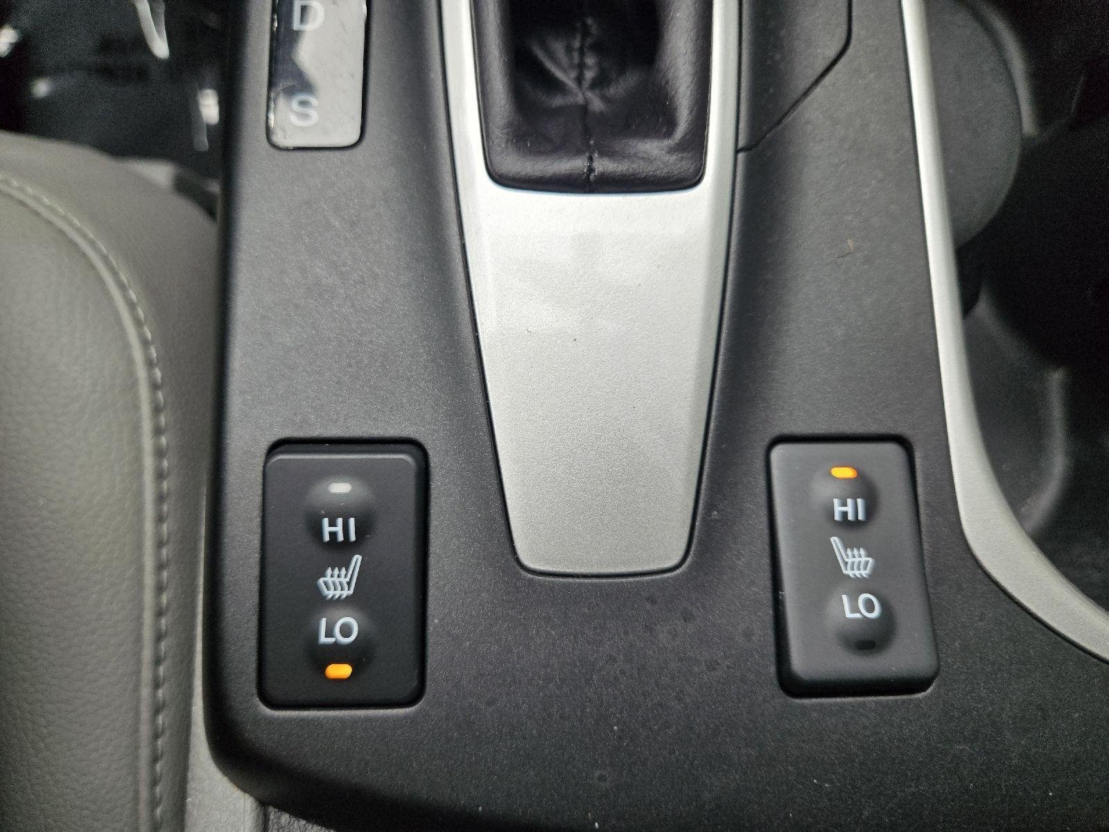 Used 2017 Lunar Silver Metallic Acura w/Technology Pkg image 32