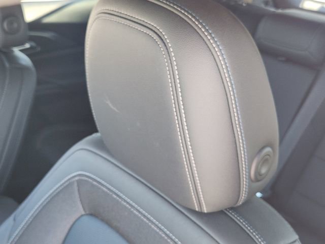 2025 Chevrolet Equinox EV LT - Photo 13