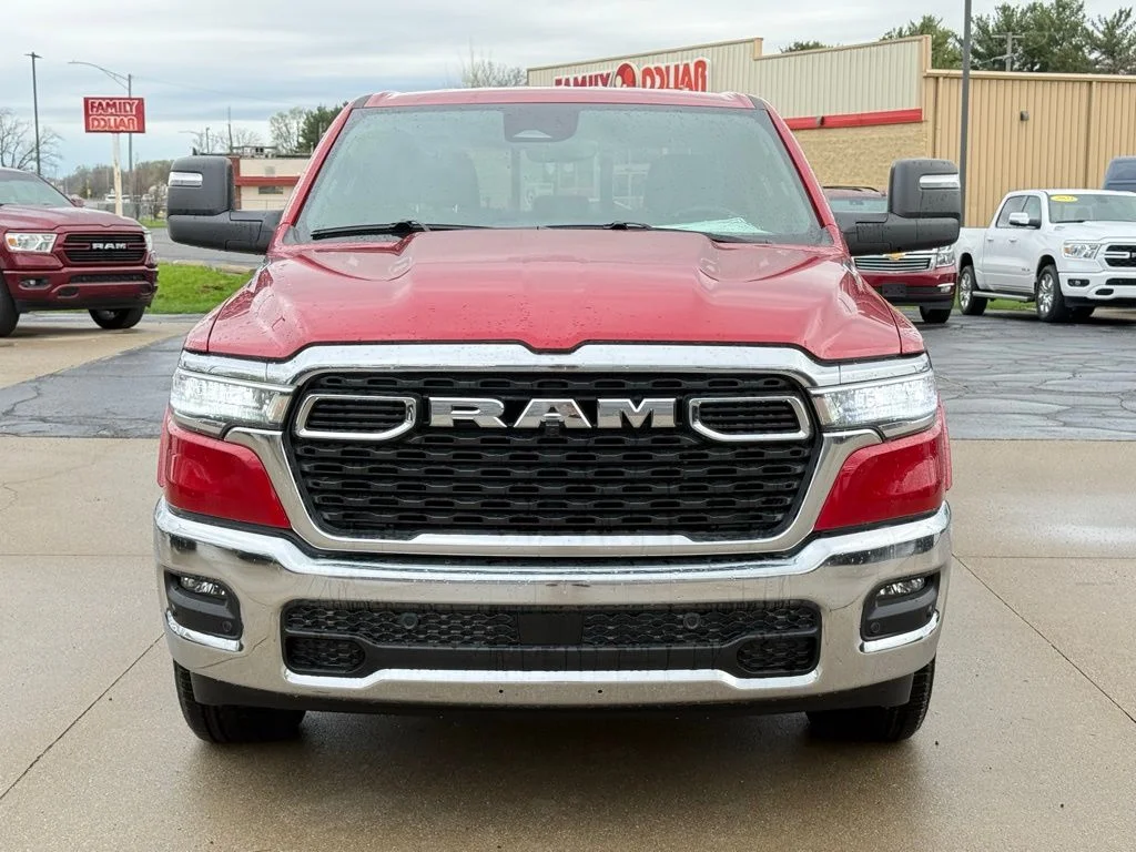 New 2026 Molten Red Pearl-Coat Exterior Paint RAM Big Horn/Lone Star image 2