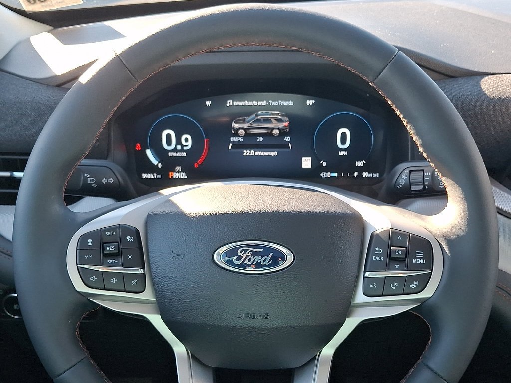 Used 2025 Gray Ford Active image 19