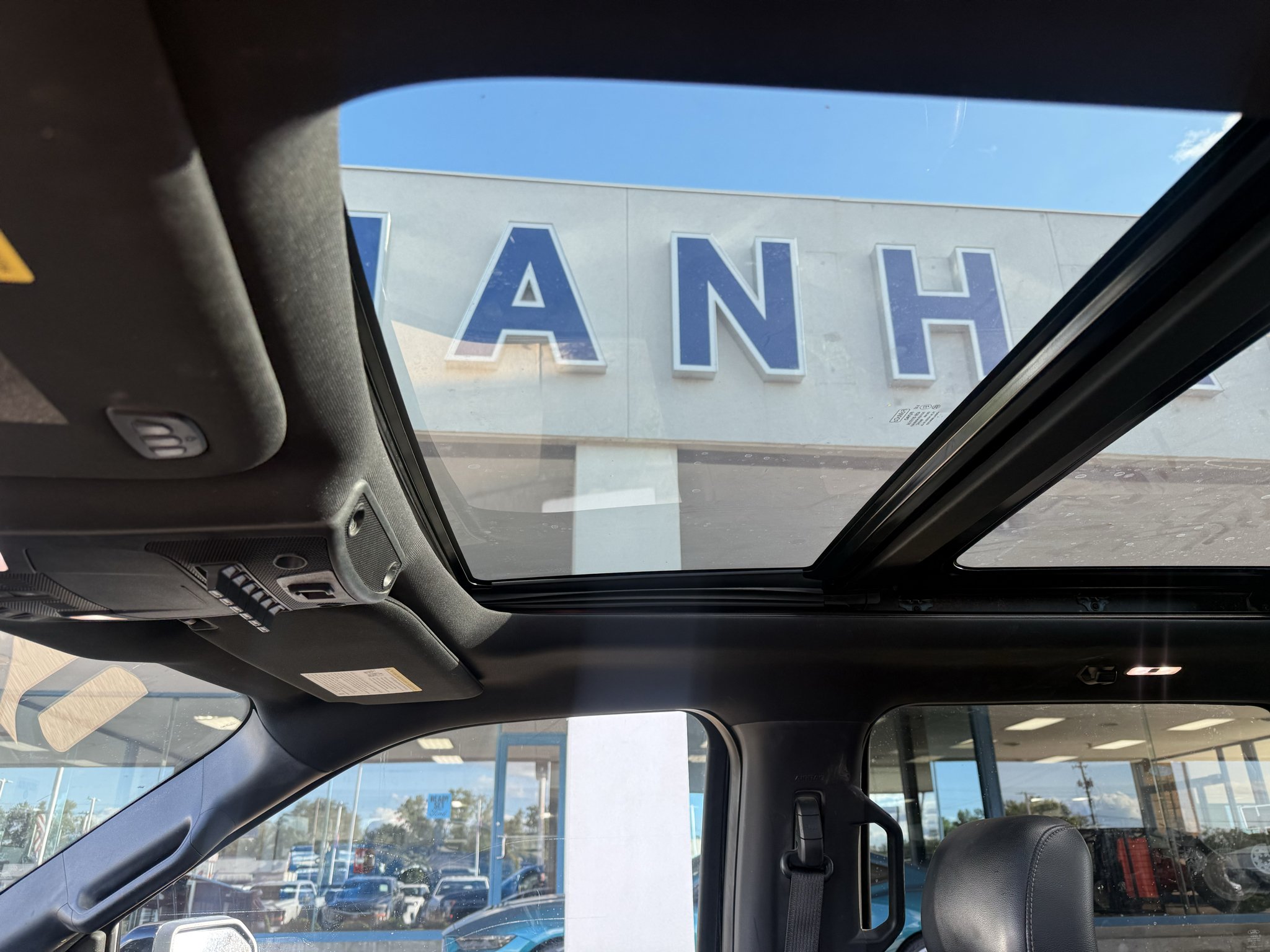 Used 2017  Ford Raptor image 5