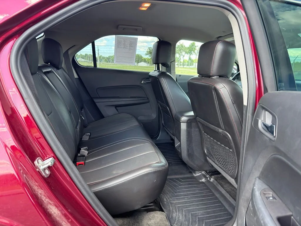 Used 2017 Red Chevrolet Premier image 40