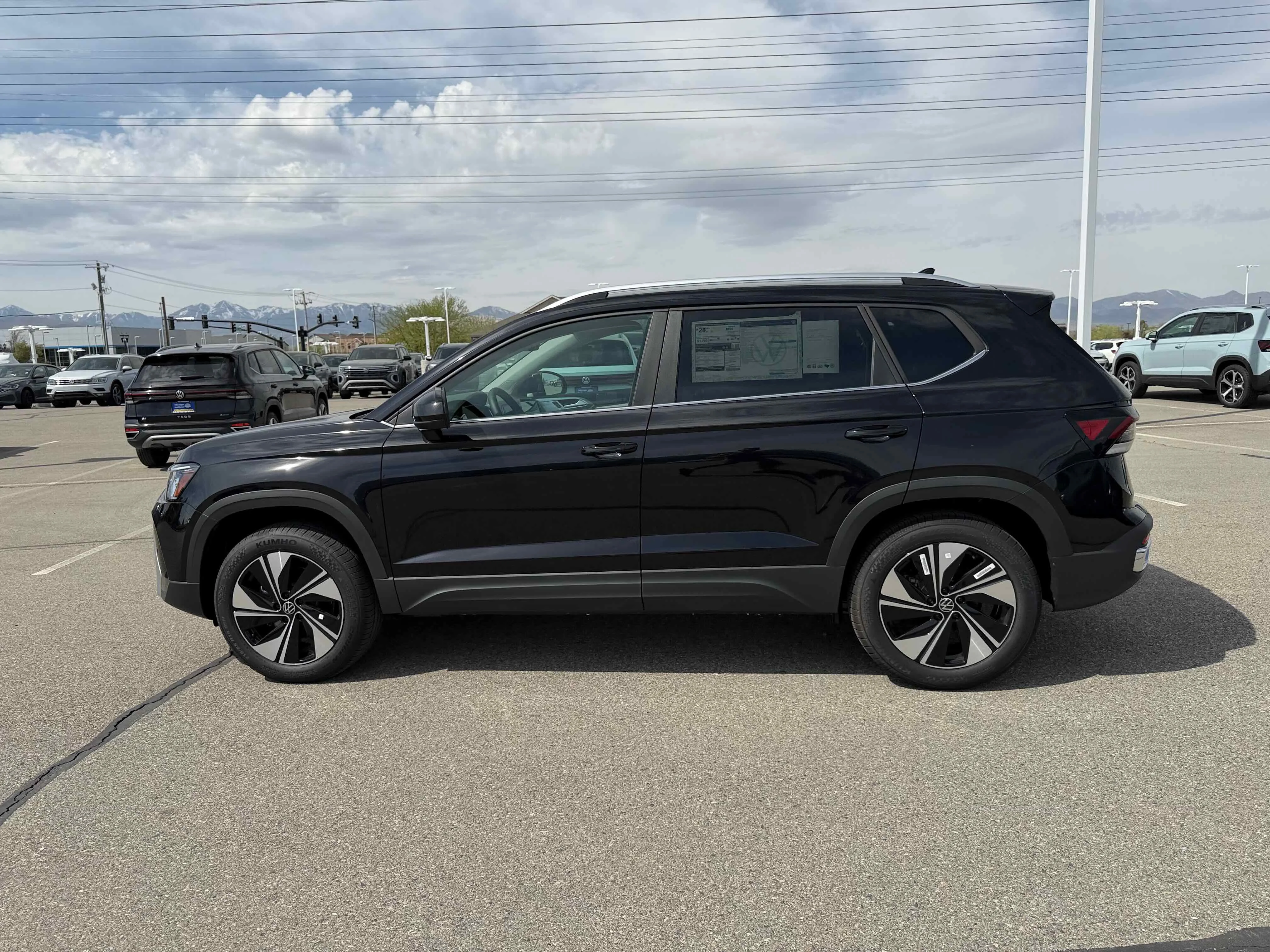 New 2026 Deep Black Volkswagen SE image 2