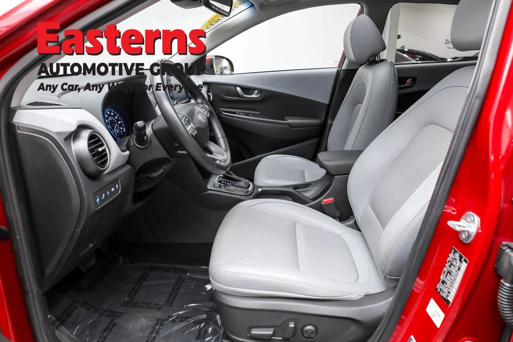 Used 2020 Red Hyundai Ultimate image 14