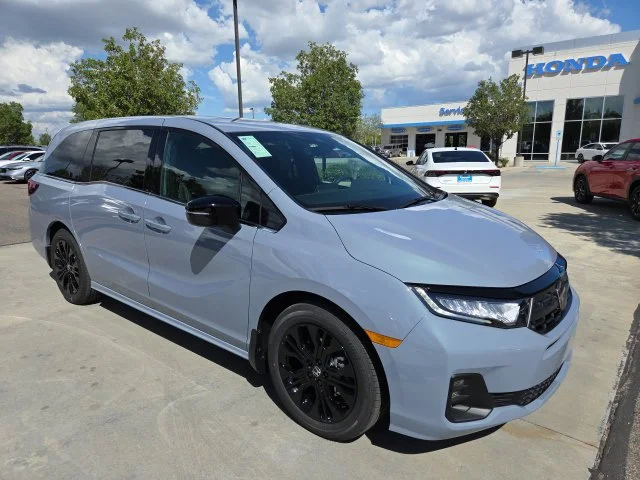 New 2026 Sonic Gray Pearl Honda Sport-L image 2