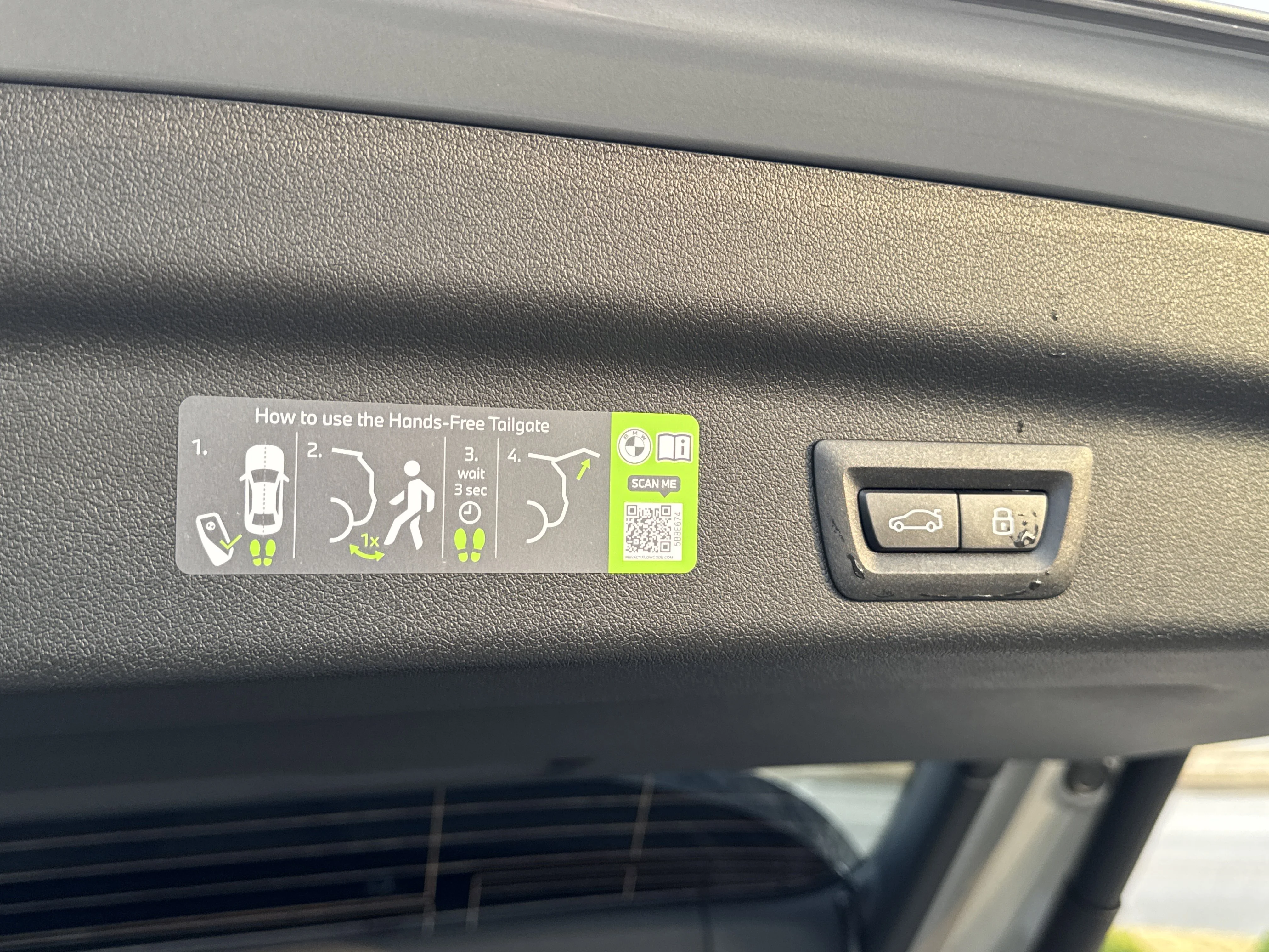 Used 2026 Space Silver Metallic BMW xDrive28i image 24