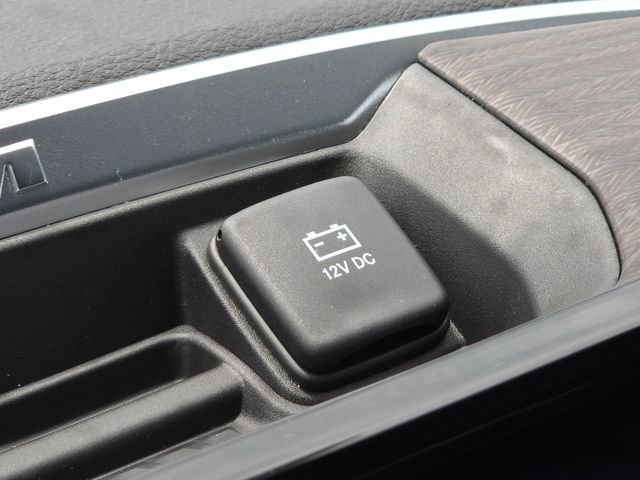 New 2026 Forged Blue Metallic Exterior Paint RAM Laramie image 19
