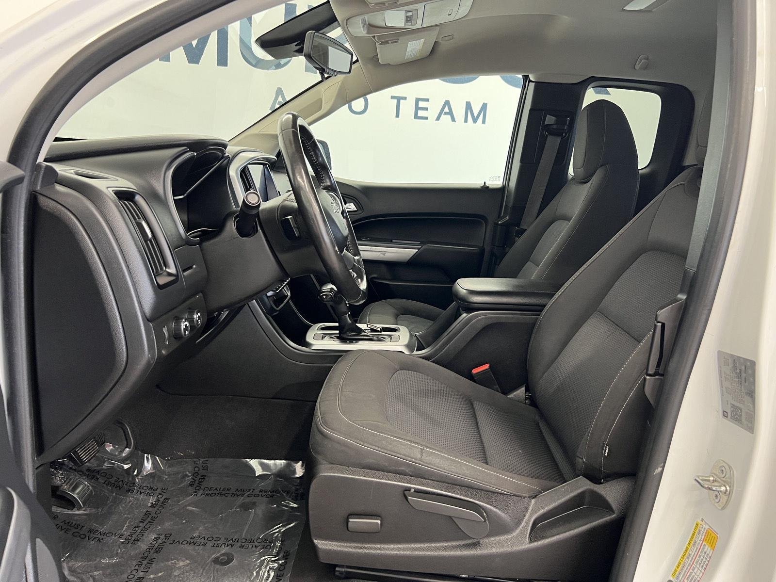 2019 Chevrolet Colorado LT - Photo 13
