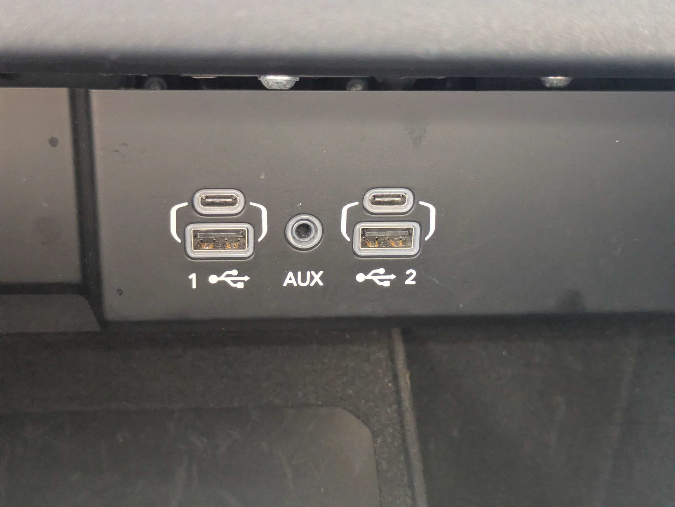Used 2024 White Jeep Series II image 20