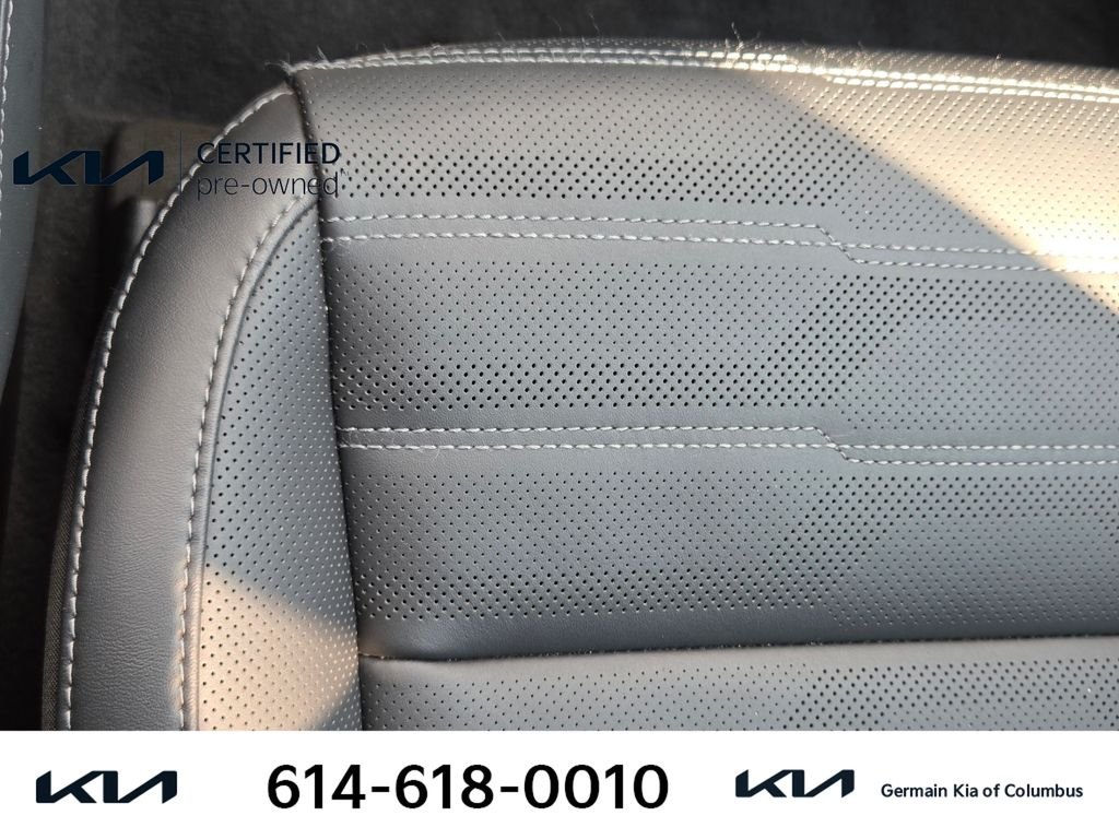 Used 2024 White Kia SX-Prestige image 32