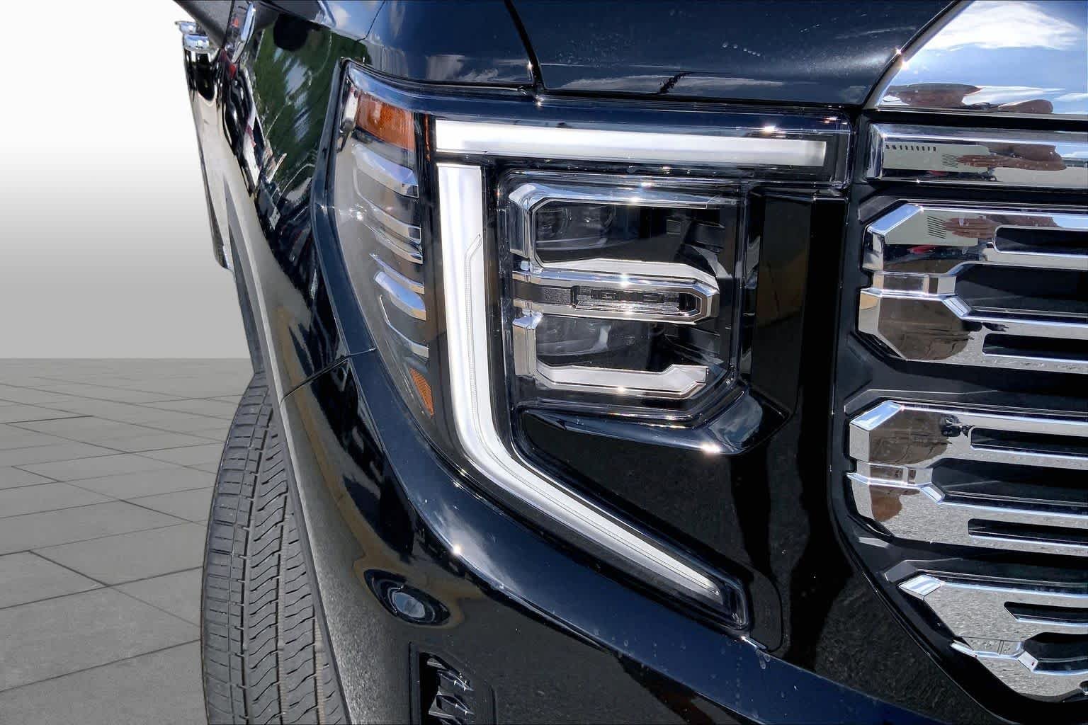 Certified Used 2026 Onyx Black GMC Denali image 26