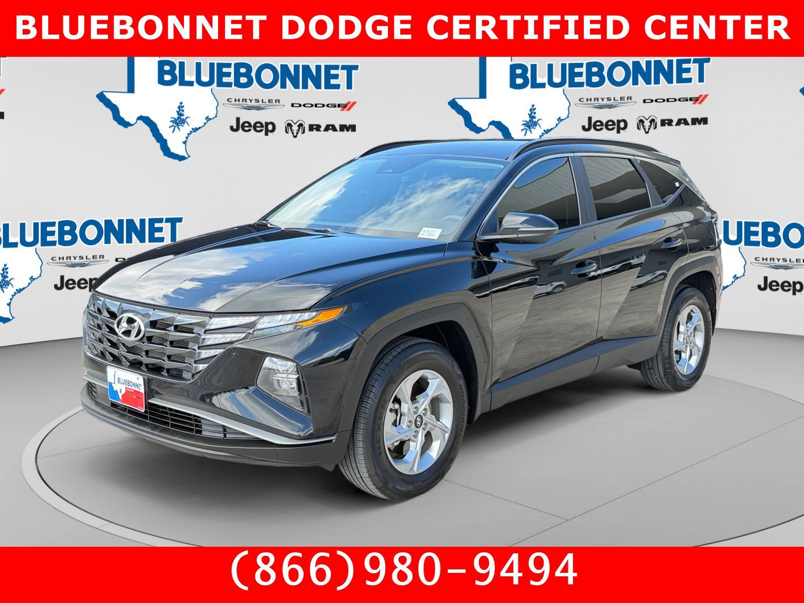 Used 2023 Phantom Black Hyundai SEL image 1