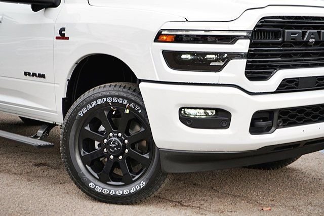 New 2026 Bright White Clear-Coat Exterior Paint RAM Laramie image 3