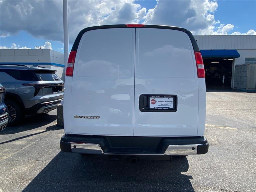 2025 Chevrolet Express Cargo Work Van - Photo 4