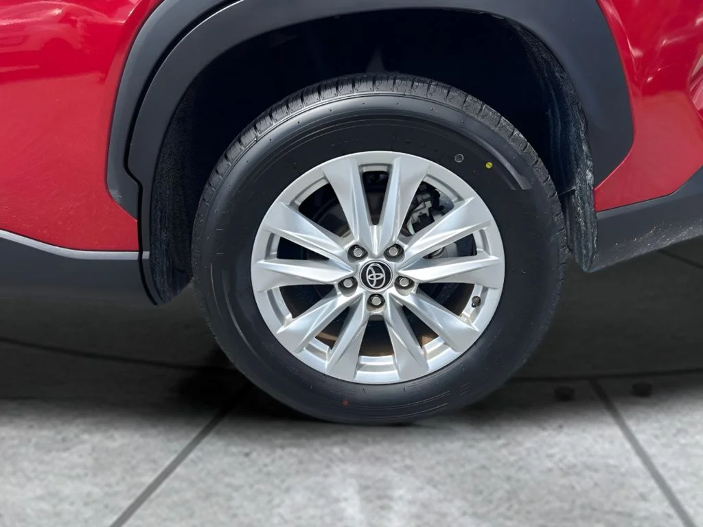 Used 2022 Red Toyota LE image 26