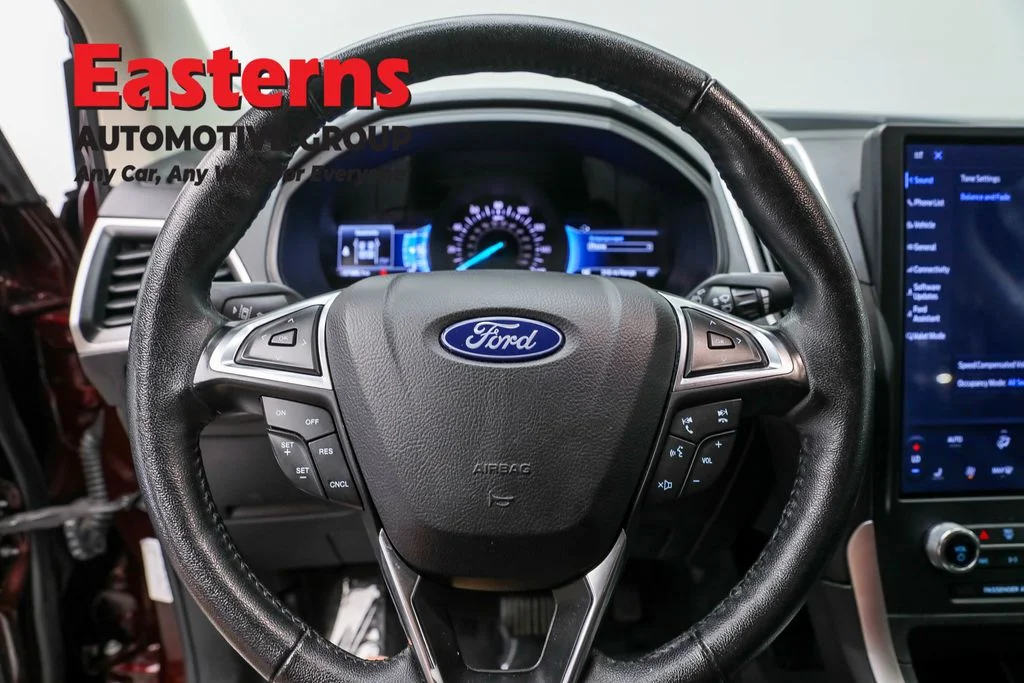 Used 2024 Red Ford SEL image 10