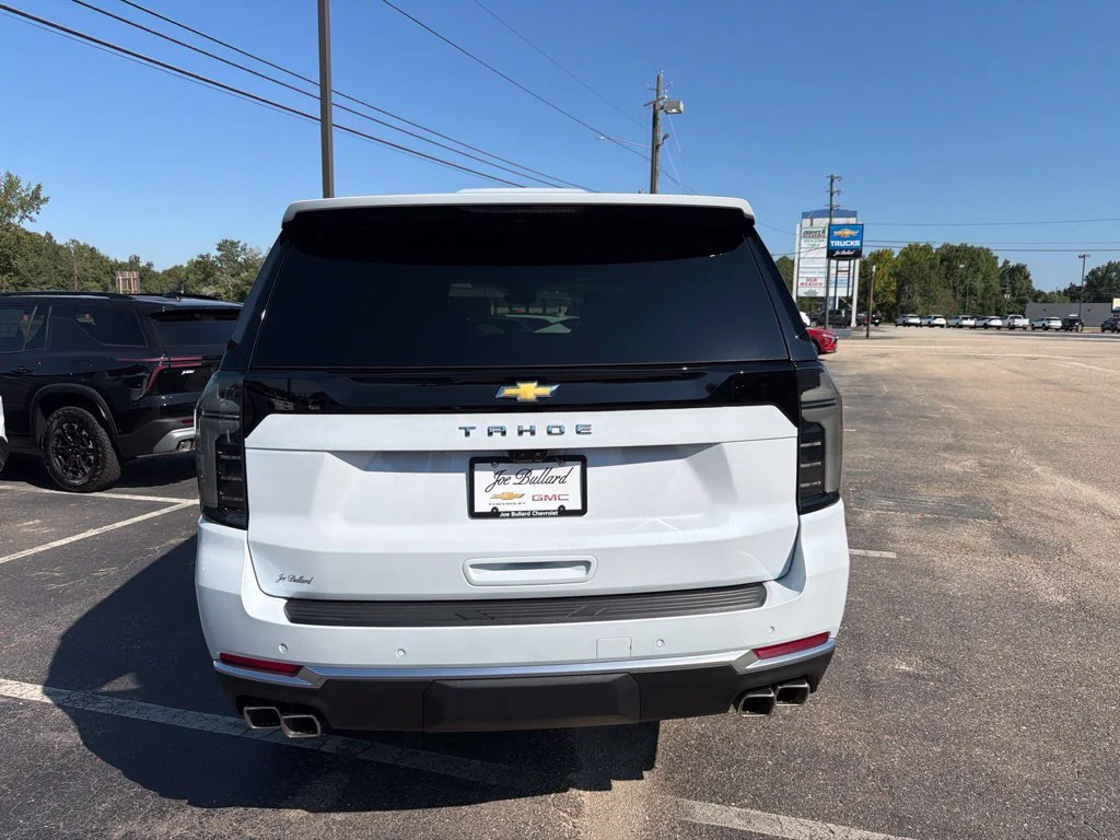 New 2026 Polar White Tricoat Chevrolet High Country image 4