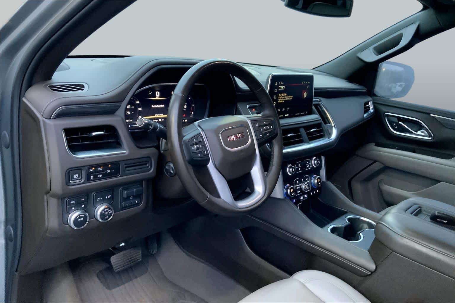 Used 2023 Sterling Metallic GMC SLT image 17