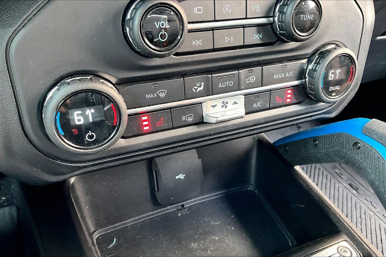 Used 2021 Oxford White Ford Outer Banks image 33
