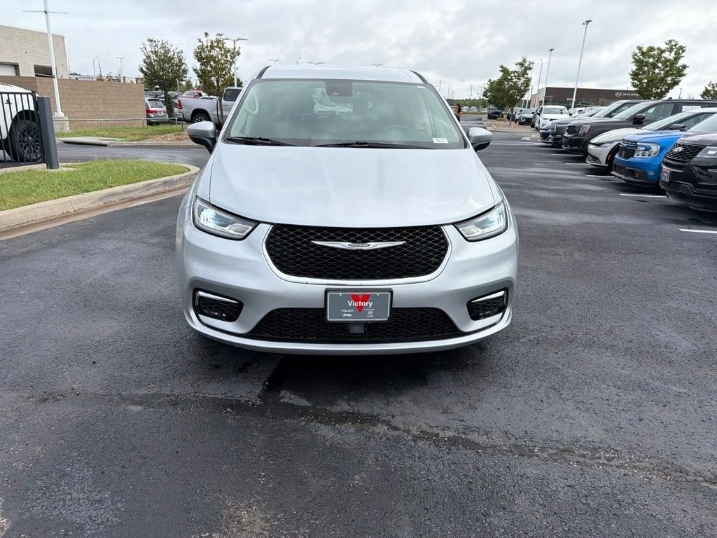 Used 2023 Chrysler Pacifica Touring L with VIN 2C4RC1BG8PR567121 for sale in Kansas City