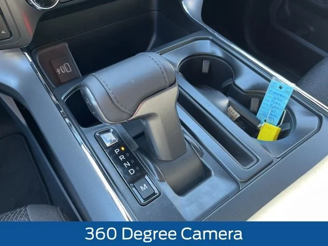 New 2026 Oxford White Ford XLT image 37