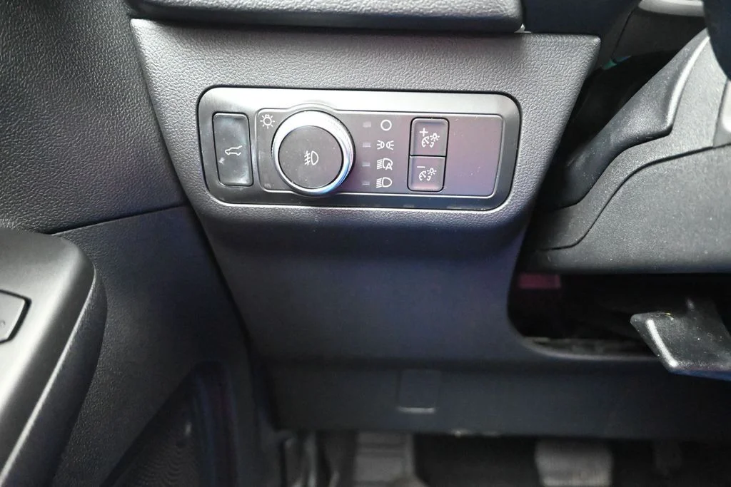 2021 Ford Escape SEL - Photo 18