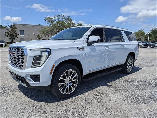 2026 GMC Yukon XL Denali - Photo 8