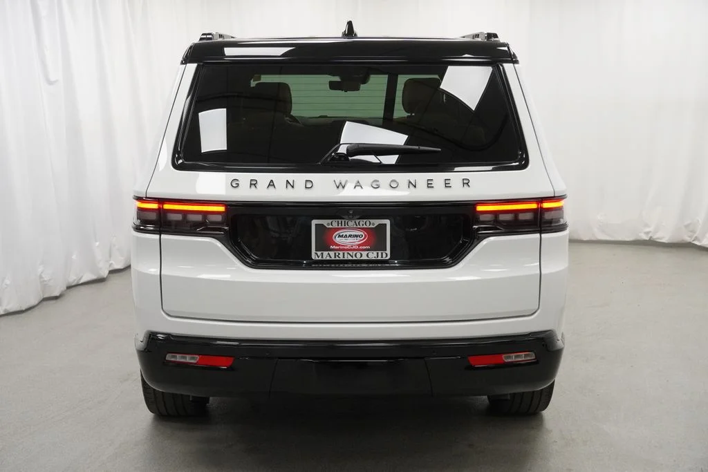 Used 2024 White Jeep Series III image 11