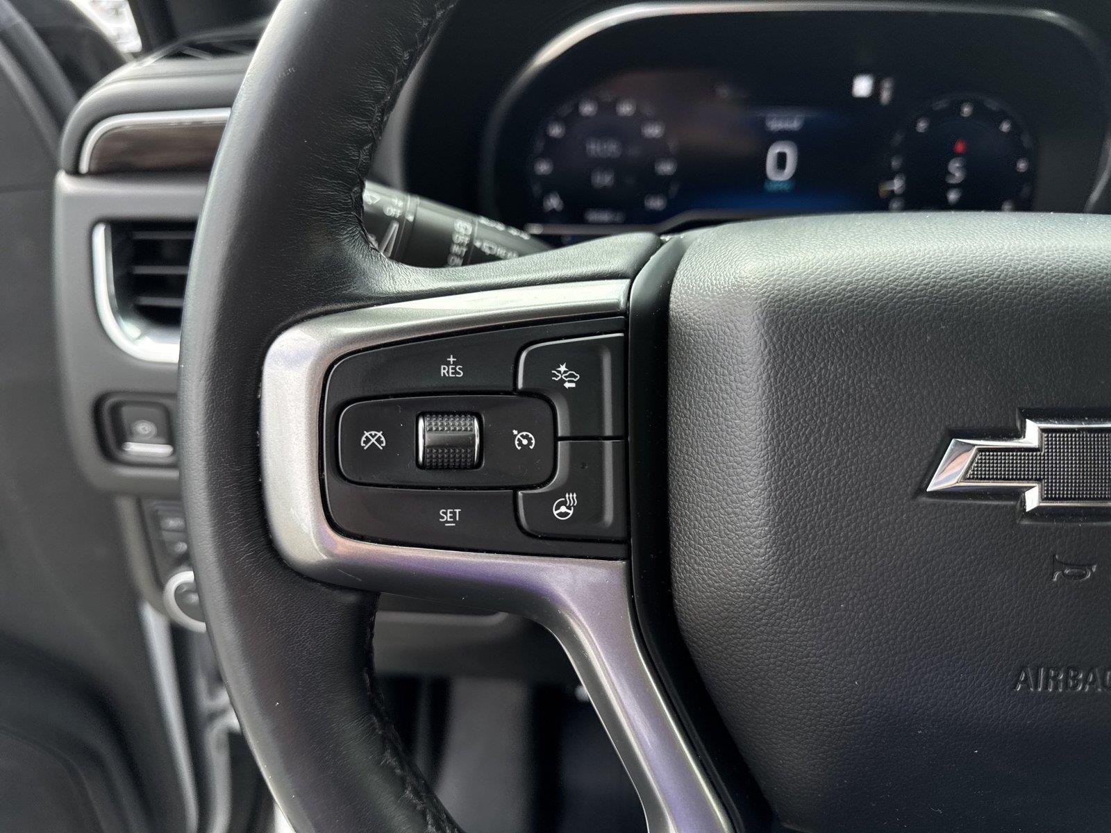 Used 2022 SUMMIT WHITE Chevrolet Z71 image 25