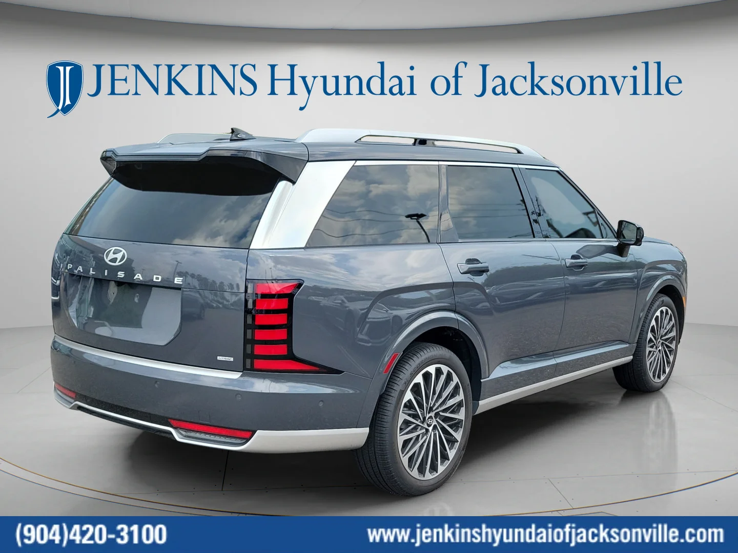 Used 2026 Ecotronic Gray Pearl Hyundai Calligraphy image 3
