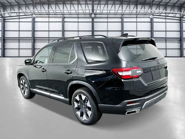 New 2026 Crystal Black Pearl Honda AWD Touring image 2