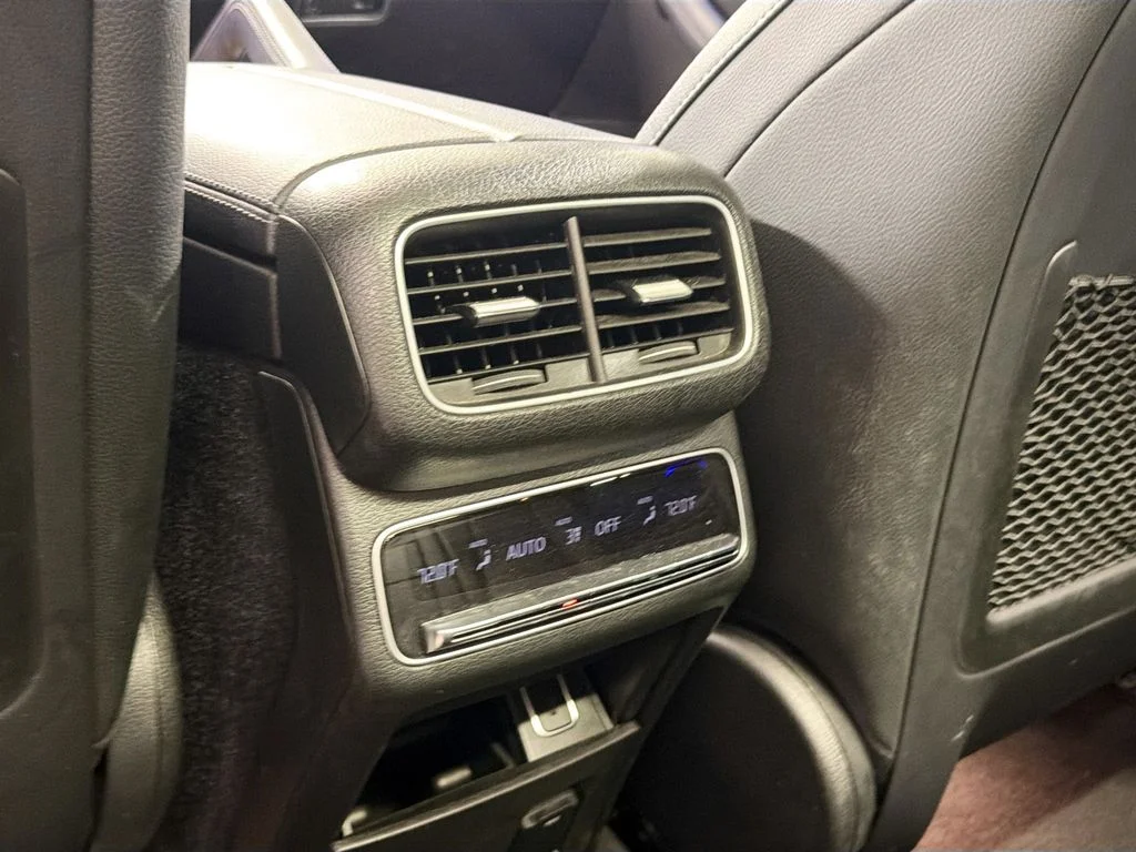 Used 2022 Mojave Silver Metallic Mercedes-Benz GLS 450 image 26
