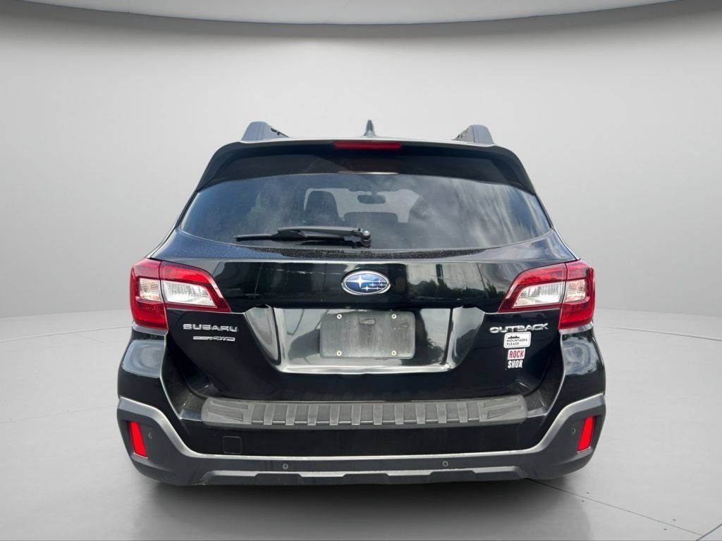 Used 2018 Crystal Black Silica Subaru 2.5i image 6