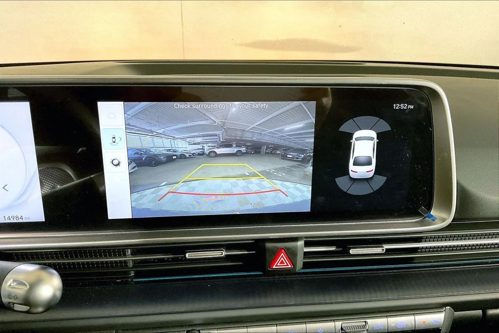Used 2024 Blue Hyundai SEL image 21