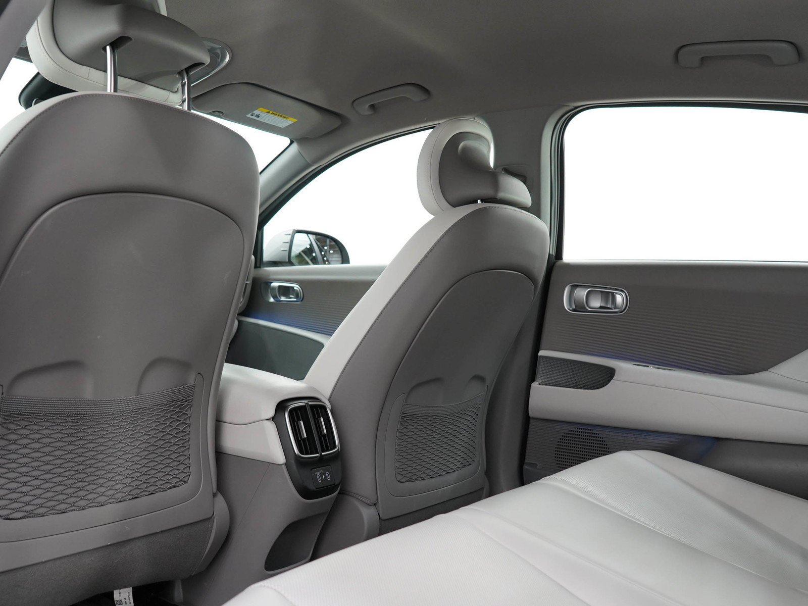 2023 Hyundai IONIQ 6 SEL - Photo 17