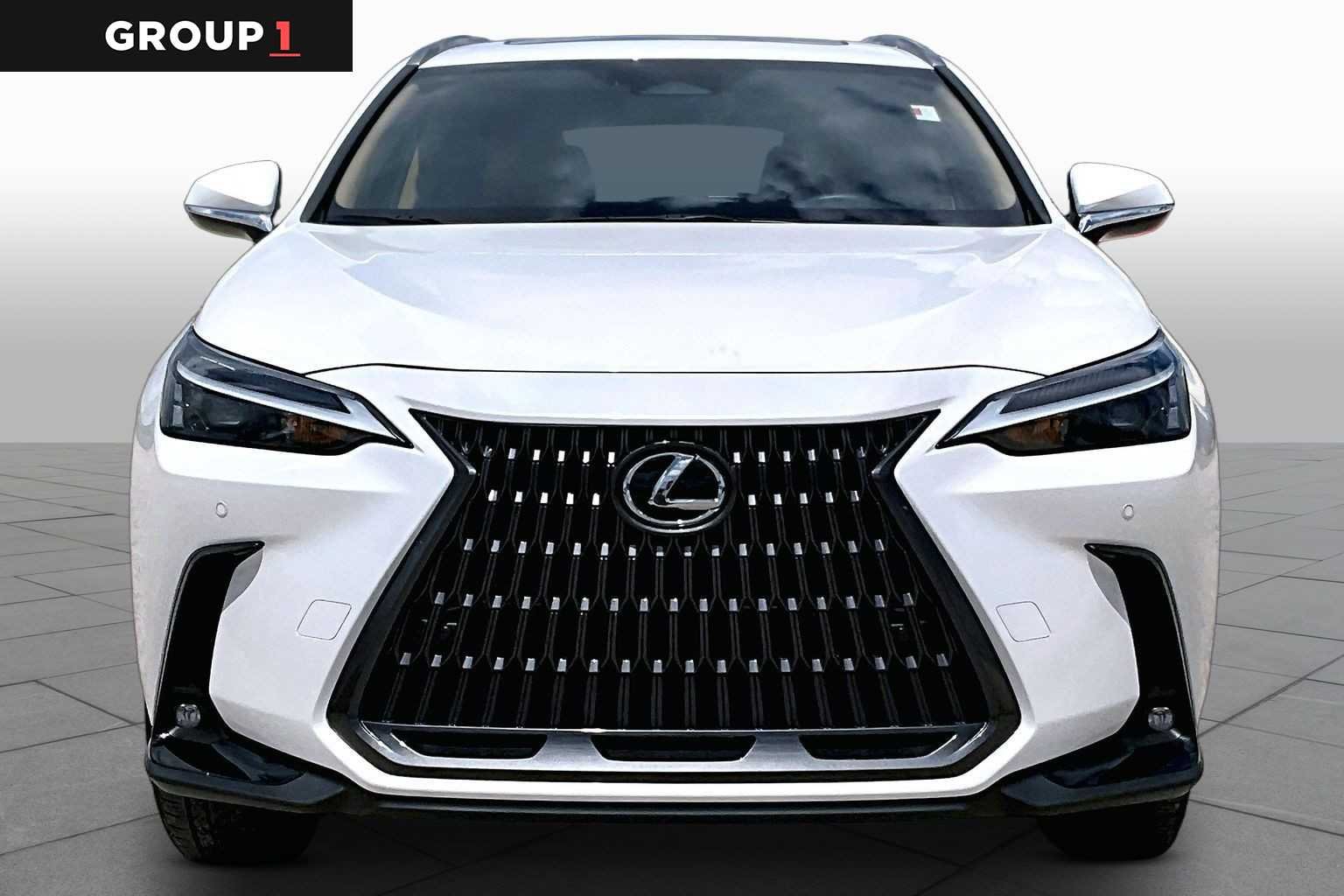 Used 2025 Eminent White Pearl Lexus Premium image 4