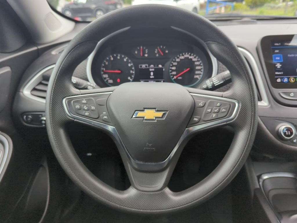 Used 2024 Gray Chevrolet LT image 22