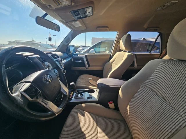 Used 2016 Super White Toyota SR5 image 13