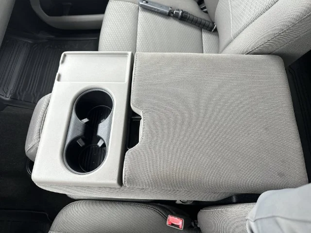 Used 2019 Silver Ford XLT image 31