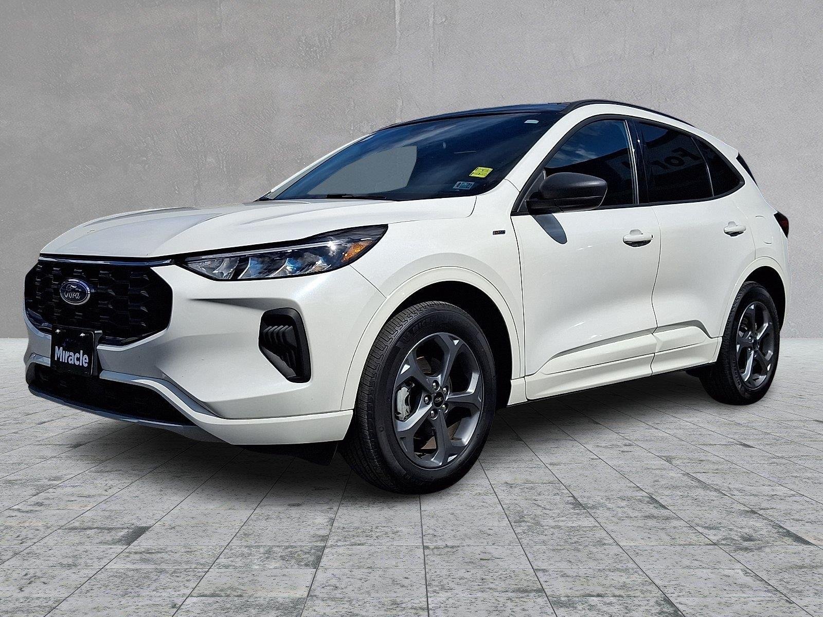 Used 2023 Star White Ford ST-Line image 3