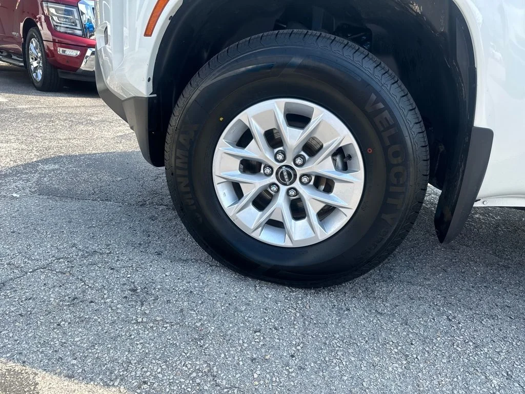 2024 Nissan Frontier SV - Photo 23