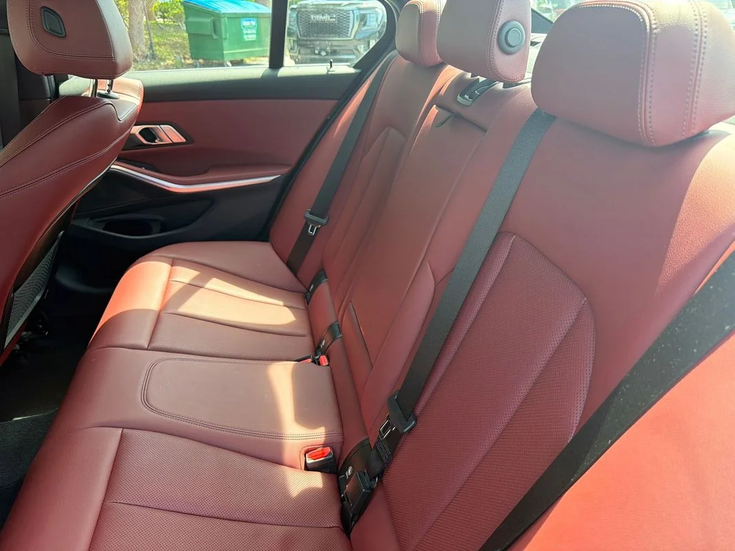 Used 2022 Black BMW xDrive image 17