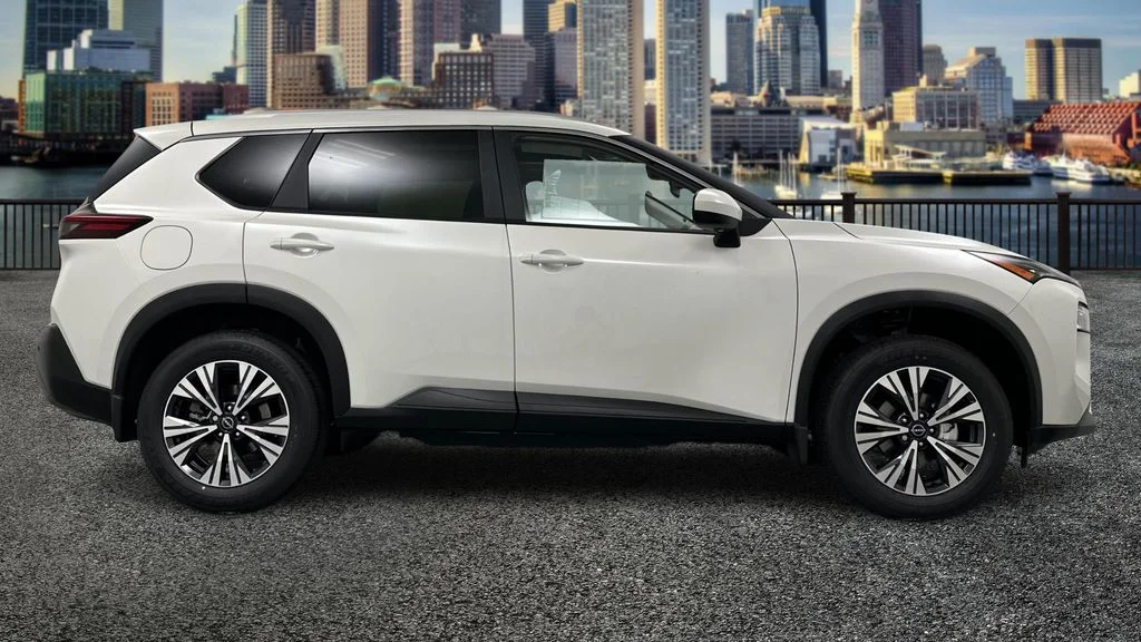 Used 2023 White Nissan SV image 4