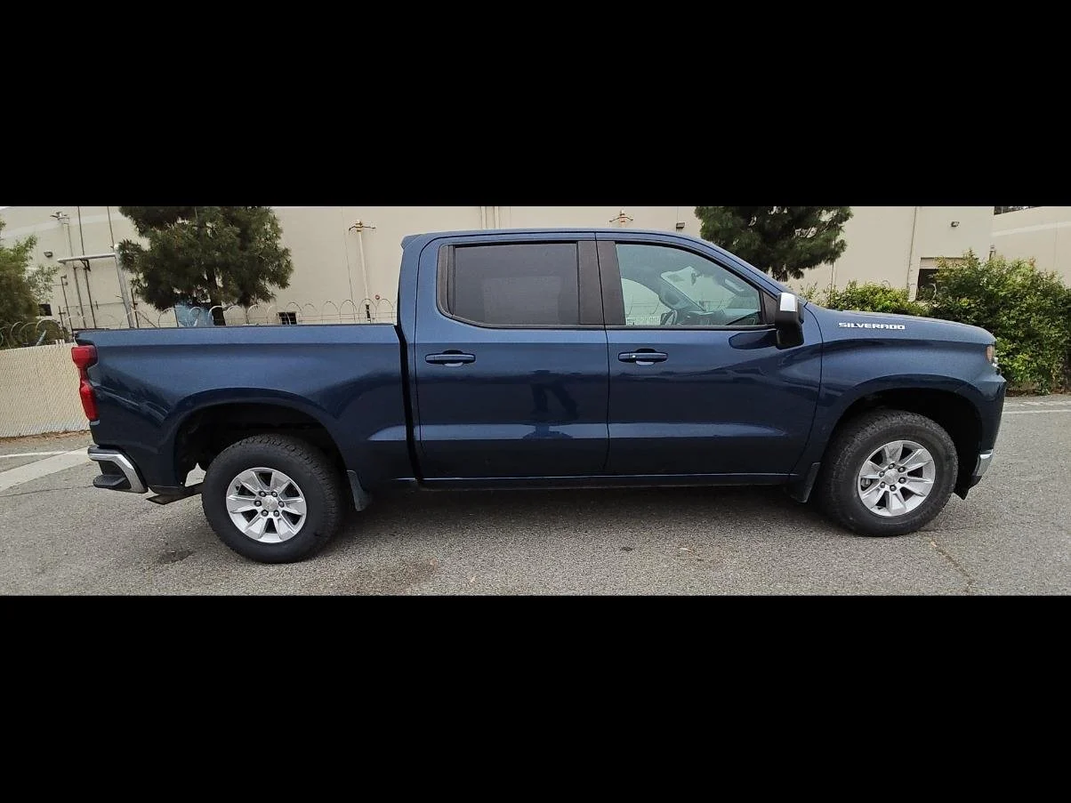 Used 2021 NORTHSKY BLUE METALLIC Chevrolet LT image 11