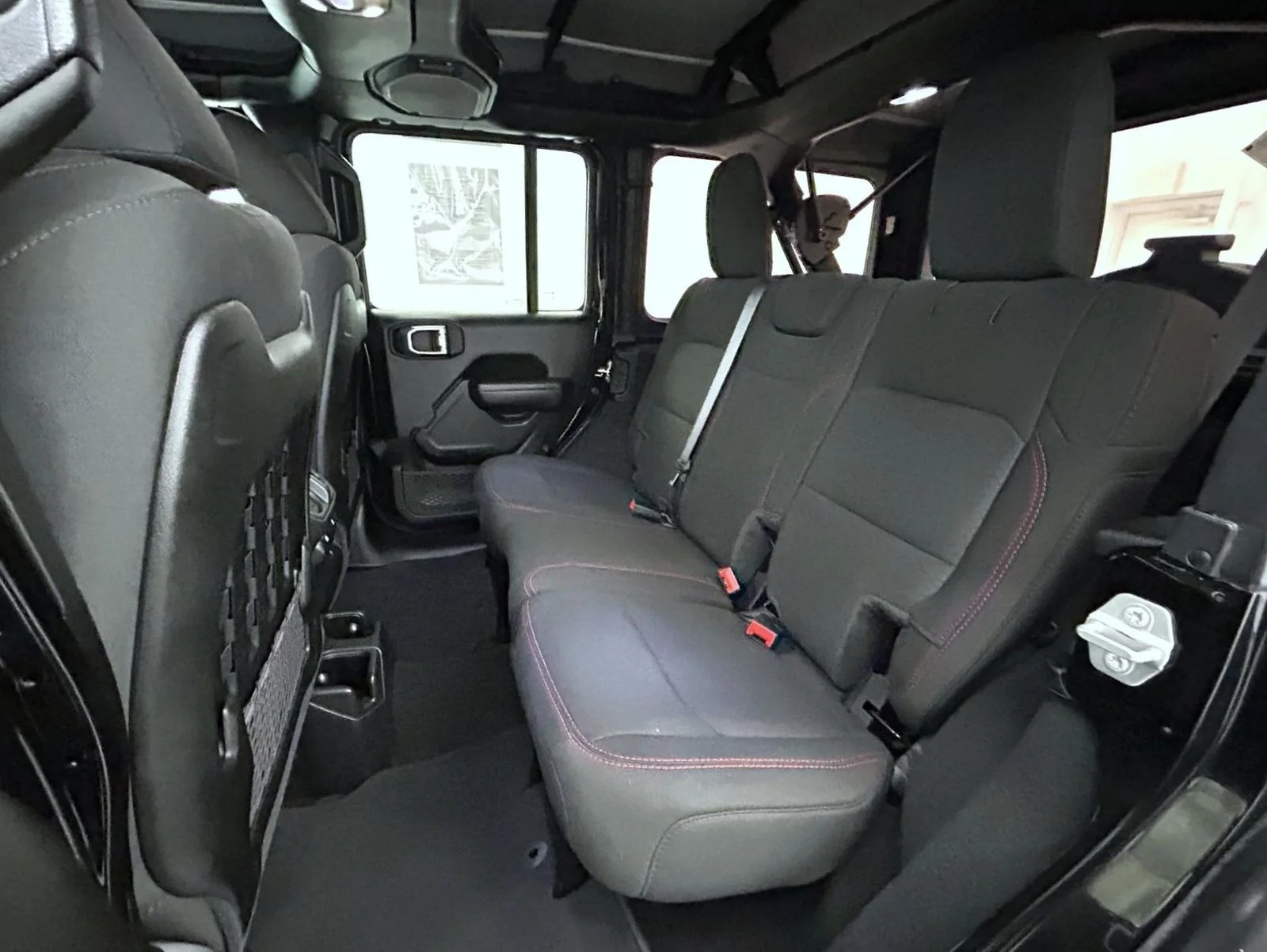 Used 2022 Black Jeep Unlimited Rubicon image 19