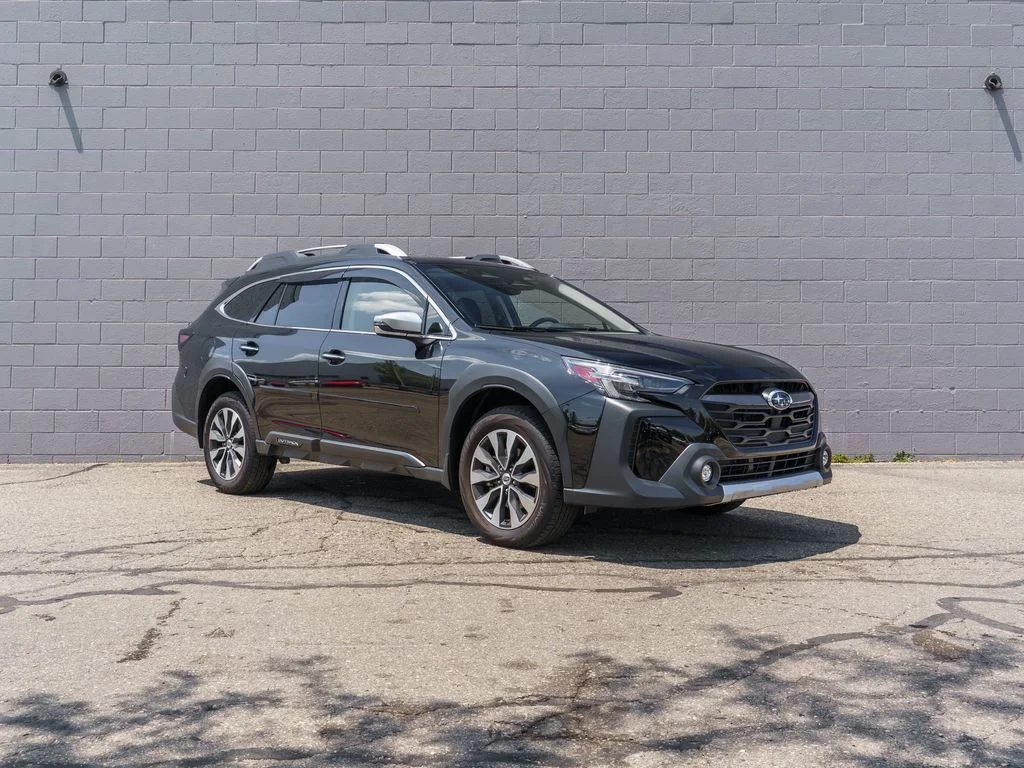 Used 2025 Black Subaru Touring XT image 9